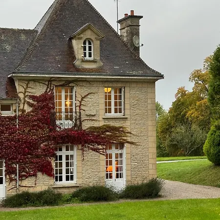 Le Chateau Du Domaine De Tertu - Piscine Chauffee - Calme - Foret Feriehus