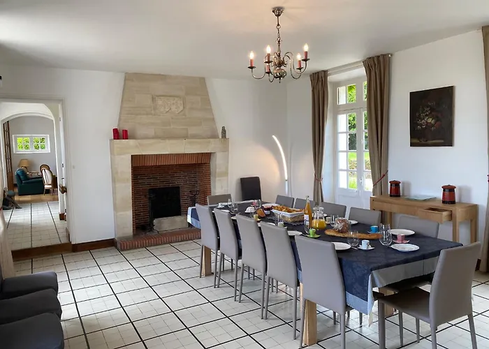 Holiday home La Demeure Du Domaine De Tertu - Piscine Chauffee - Calme - Foret *